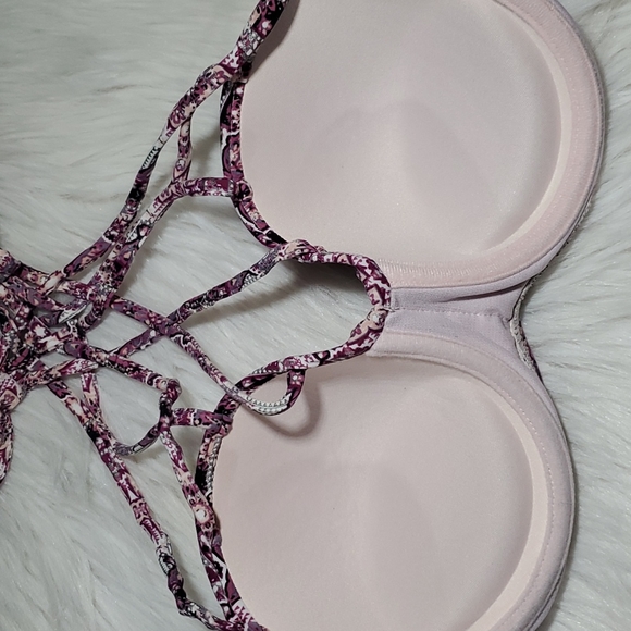 Ambrielle swim top - Picture 8 of 10